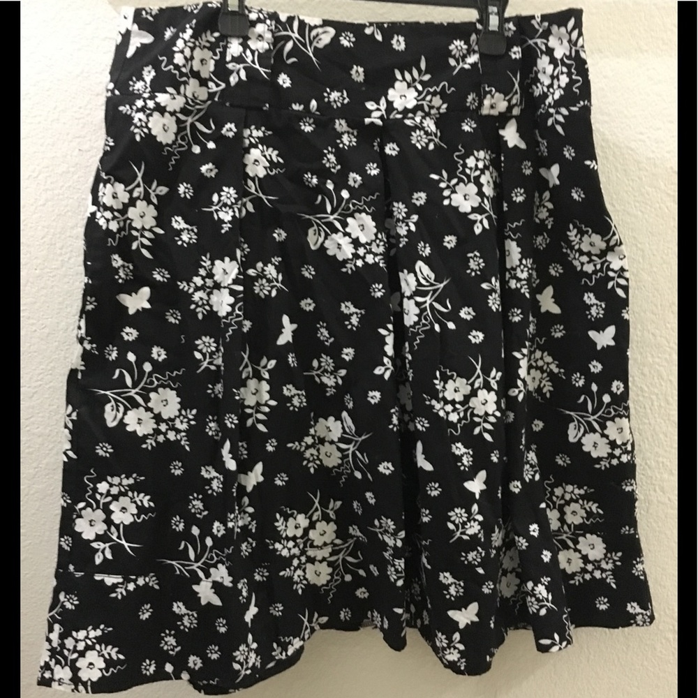 Women’s Black with white floral skirt